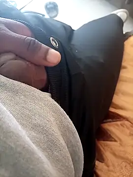 Snapshot of Cumboy2567 chatting on 17, 10, 2025 Cumboy2567 online show from 17, 10, 2025