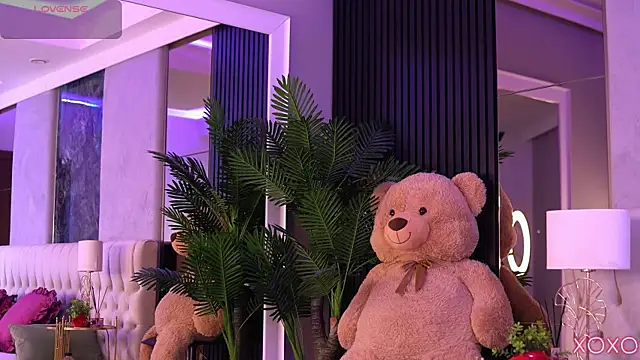 SashaFerrera online show from 23, 10, 2025