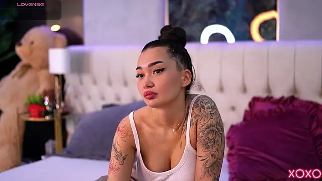 SashaFerrera online show from 29, 10, 2025