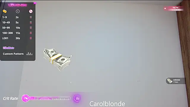Snapshot of Carolblonde chatting on 12, 3, 2025 Carolblonde online show from 12, 3, 2025