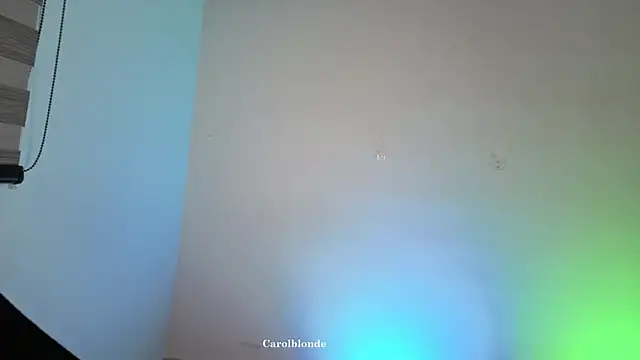 Carolblonde online show from 8, 4, 2026