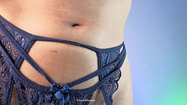 Carolblonde online show from 17, 12, 2025