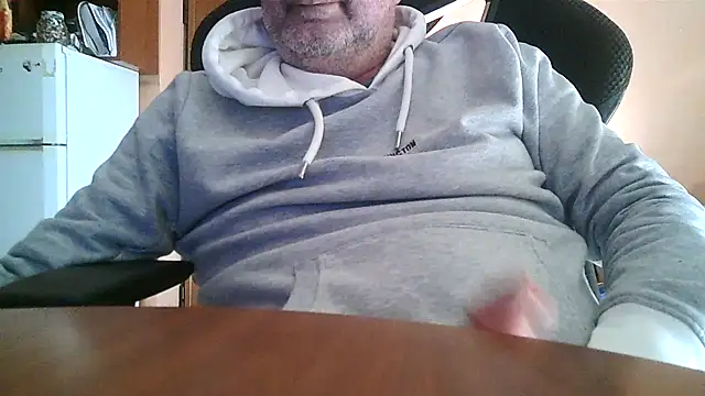 Snapshot of lanata chatting on 21, 2, 2025 lanata online show from 21, 2, 2025