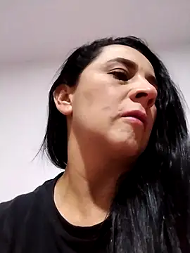 Alanna 11 online show from 3, 10, 2025