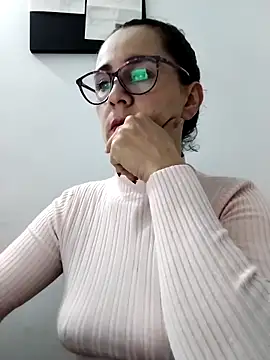Alanna 11 online show from 12, 2, 2025