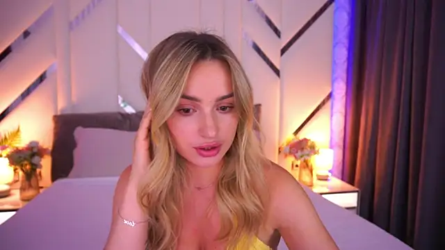 LindsieGreyy online show from 28, 7, 2026