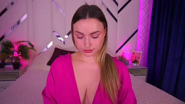 LindsieGreyy online show from 30, 10, 2025