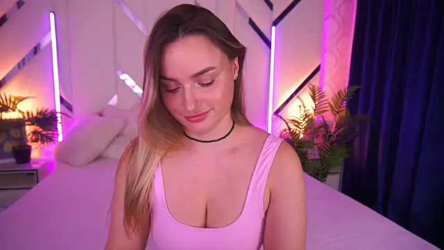 LindsieGreyy online show from 27, 11, 2025