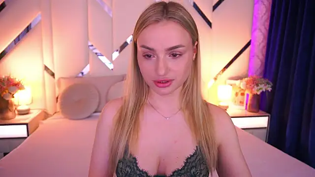 Snapshot of LindsieGreyy chatting on 25, 5, 2026 LindsieGreyy online show from 25, 5, 2026