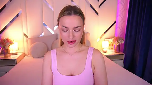Snapshot of LindsieGreyy chatting on 18, 5, 2026 LindsieGreyy online show from 18, 5, 2026