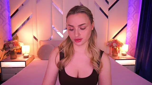 LindsieGreyy online show from 27, 4, 2026