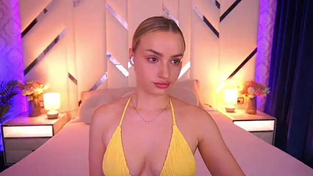 LindsieGreyy online show from 14, 6, 2026