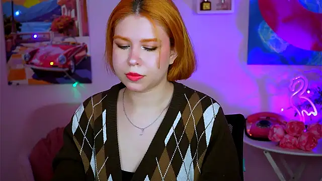 MitsukiMun online show from 10, 2, 2025