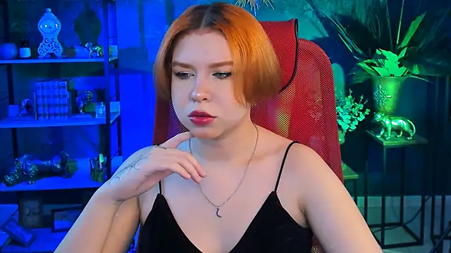 MitsukiMun online show from 15, 3, 2025