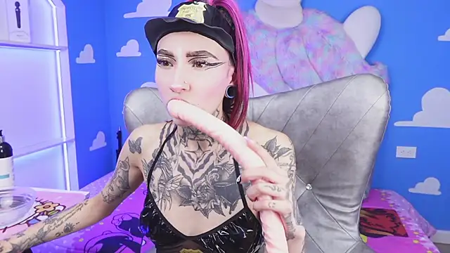 miss   angel online show from 14, 10, 2025