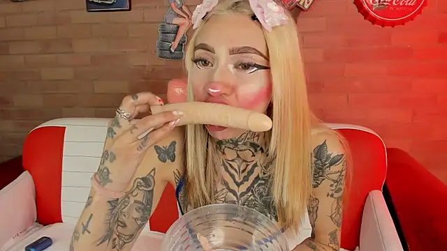 miss   angel online show from 7, 1, 2026