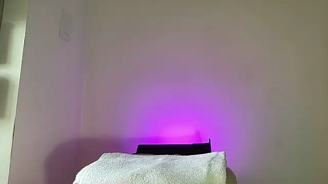 nofacecali online show from 10, 2, 2026