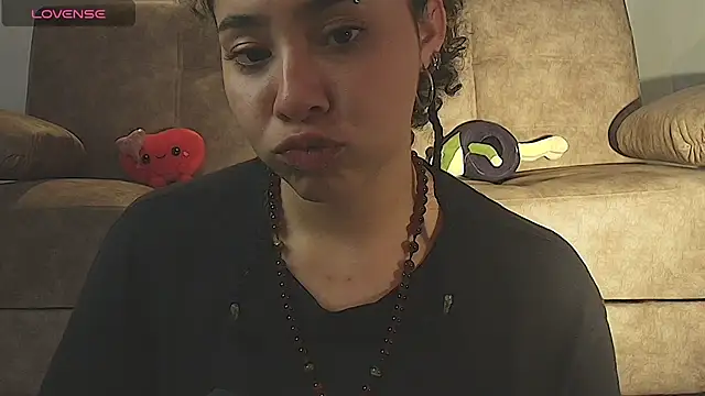 Snapshot of Dhalila_ chatting on 2, 6, 2026 Dhalila online show from 2, 6, 2026