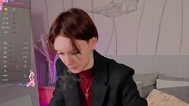 Snapshot of JoYung chatting on 9, 10, 2025 JoYung online show from 9, 10, 2025