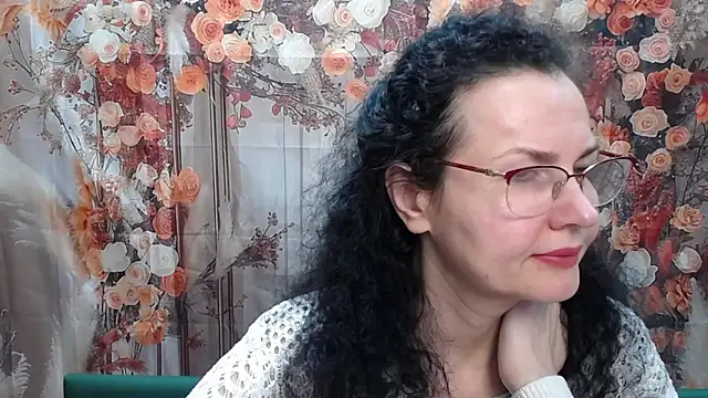 Miroslava Happi online show from 23, 4, 2026