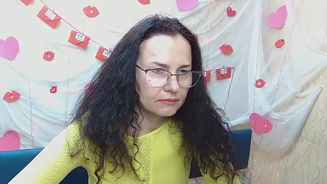 Miroslava Happi online show from 22, 2, 2025