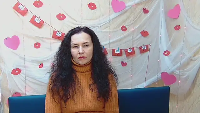 Miroslava Happi online show from 10, 2, 2025