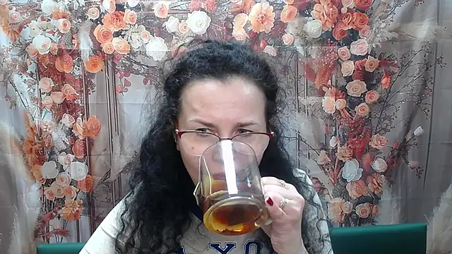 Miroslava Happi online show from 22, 5, 2026