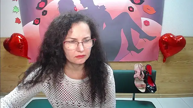 Miroslava Happi online show from 13, 10, 2025