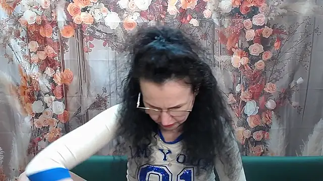 Miroslava Happi online show from 9, 5, 2026