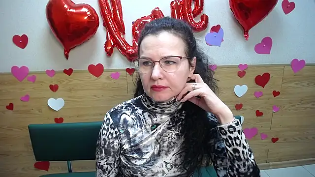 Miroslava Happi online show from 8, 3, 2025