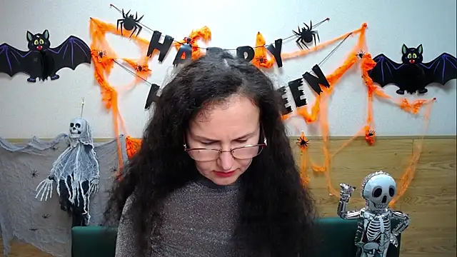 Miroslava Happi online show from 26, 10, 2025