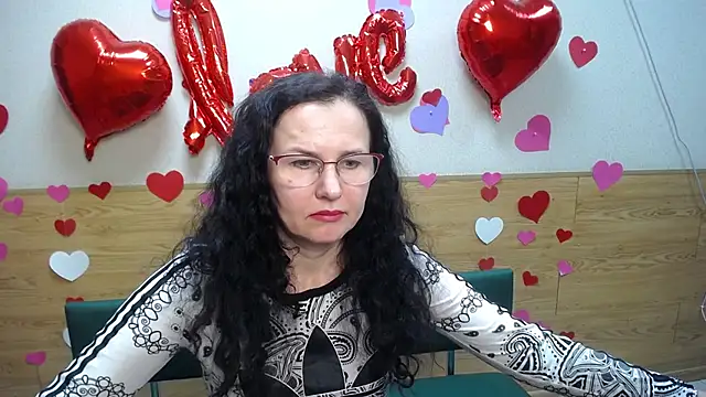 Miroslava Happi online show from 1, 3, 2025