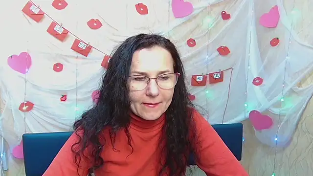 Miroslava Happi online show from 5, 3, 2025