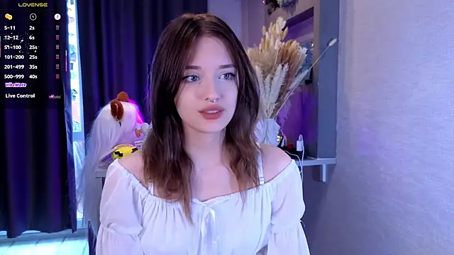 Snapshot of Hisoka_akerley chatting on 5, 6, 2026 Hisoka akerley online show from 5, 6, 2026