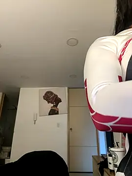 KarolVega- online show from 31, 10, 2025