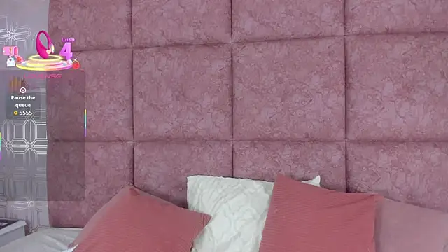 Snapshot of LilyRoxi chatting on 22, 11, 2025 LilyRoxi online show from 22, 11, 2025