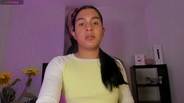Snapshot of Selena_fox7 chatting on 9, 7, 2026 Selena fox7 online show from 9, 7, 2026