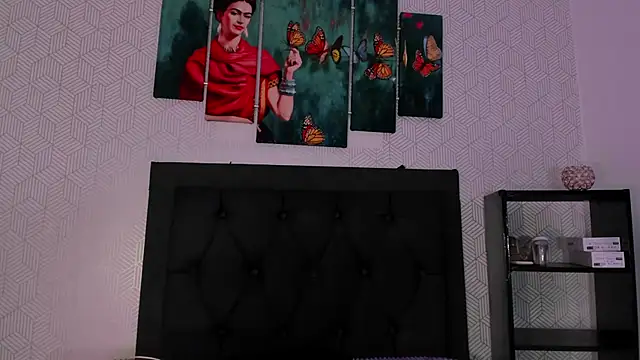 Snapshot of Selena_fox7 chatting on 8, 10, 2025 Selena fox7 online show from 8, 10, 2025