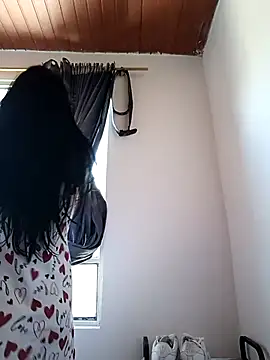 CHLOE ISABELL online show from 21, 9, 2025