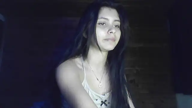 CHLOE ISABELL online show from 20, 5, 2026