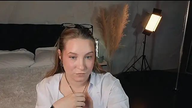 Saint Vicious online show from 9, 10, 2025