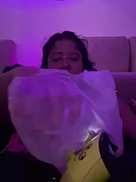emyrose2 online show from 24, 2, 2025
