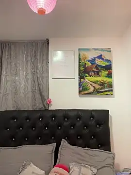 emyrose2 online show from 18, 2, 2025