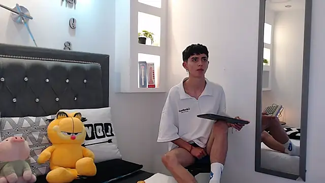 MaikyCooper online show from 20, 3, 2025