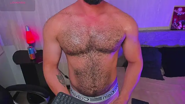 Luke Diaz7 online show from 17, 7, 2026