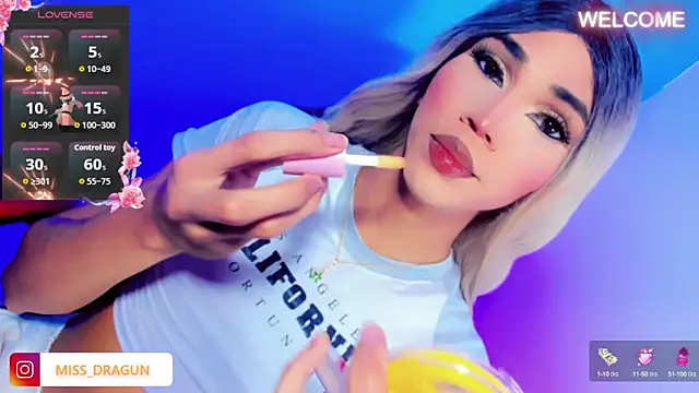 emelly horny  online show from 11, 10, 2025