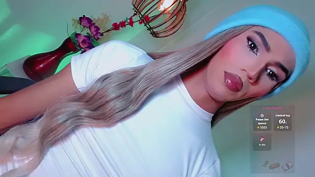 emelly horny  online show from 7, 2, 2026