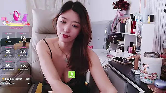 Snapshot of Tangtang-baby chatting on 18, 5, 2026 Tangtang-baby online show from 18, 5, 2026