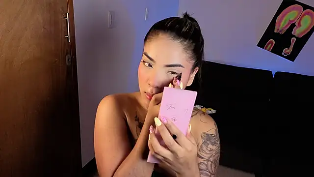 Maryybellax online show from 8, 11, 2025