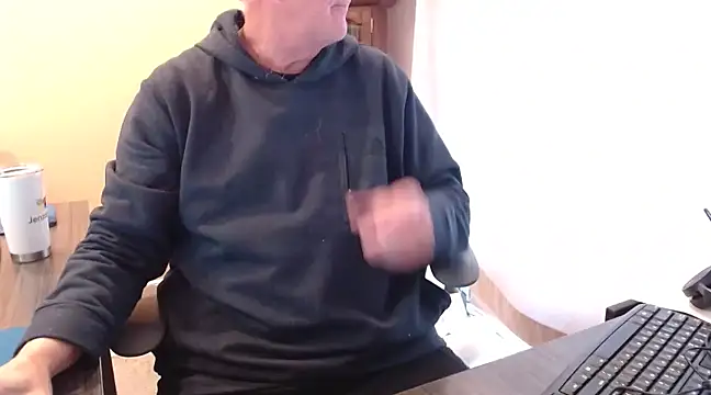 Snapshot of olderandwiser2 chatting on 25, 2, 2025 olderandwiser2 online show from 25, 2, 2025